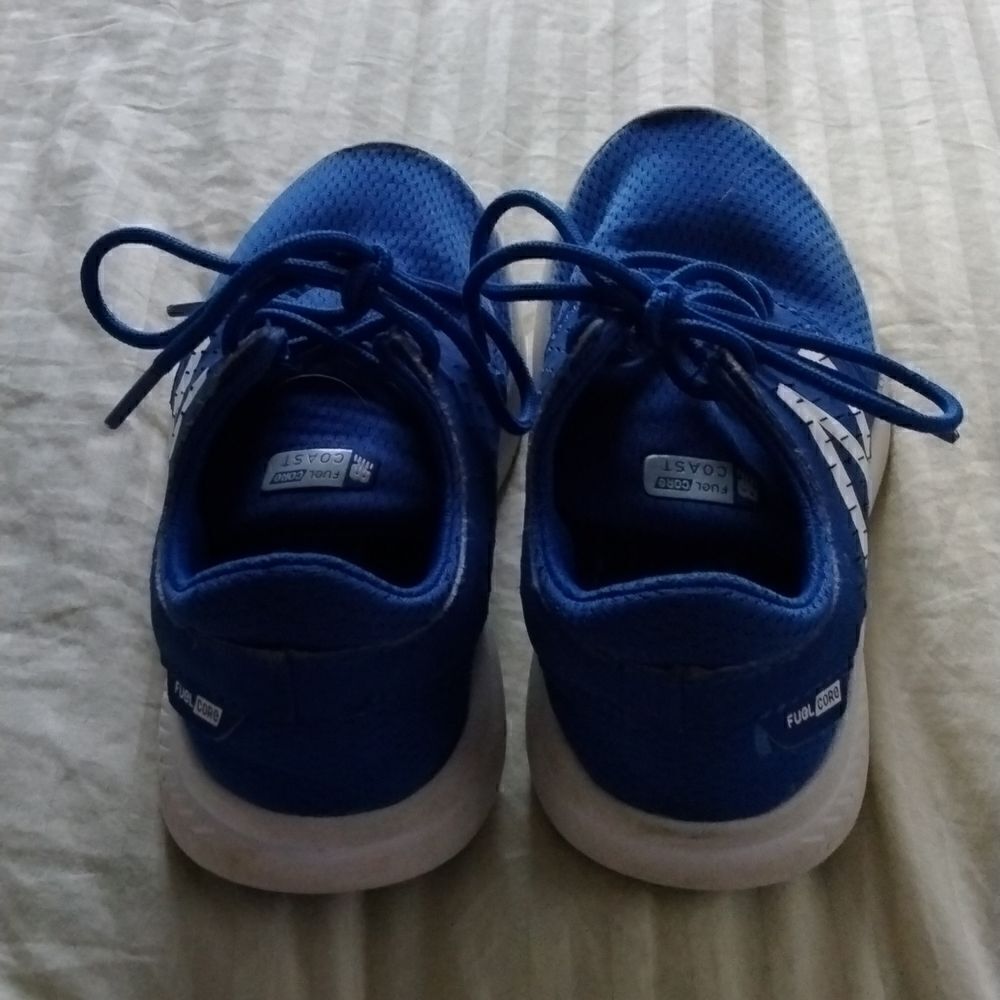 New Balance    - Picture 2 of 6